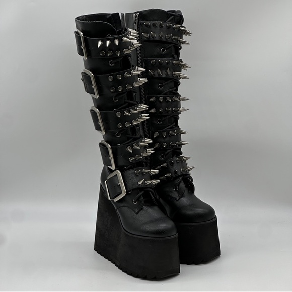 Widow Appetite for destruction Spiked Studded Platform Boot. Size 5 - Picture 5 of 9